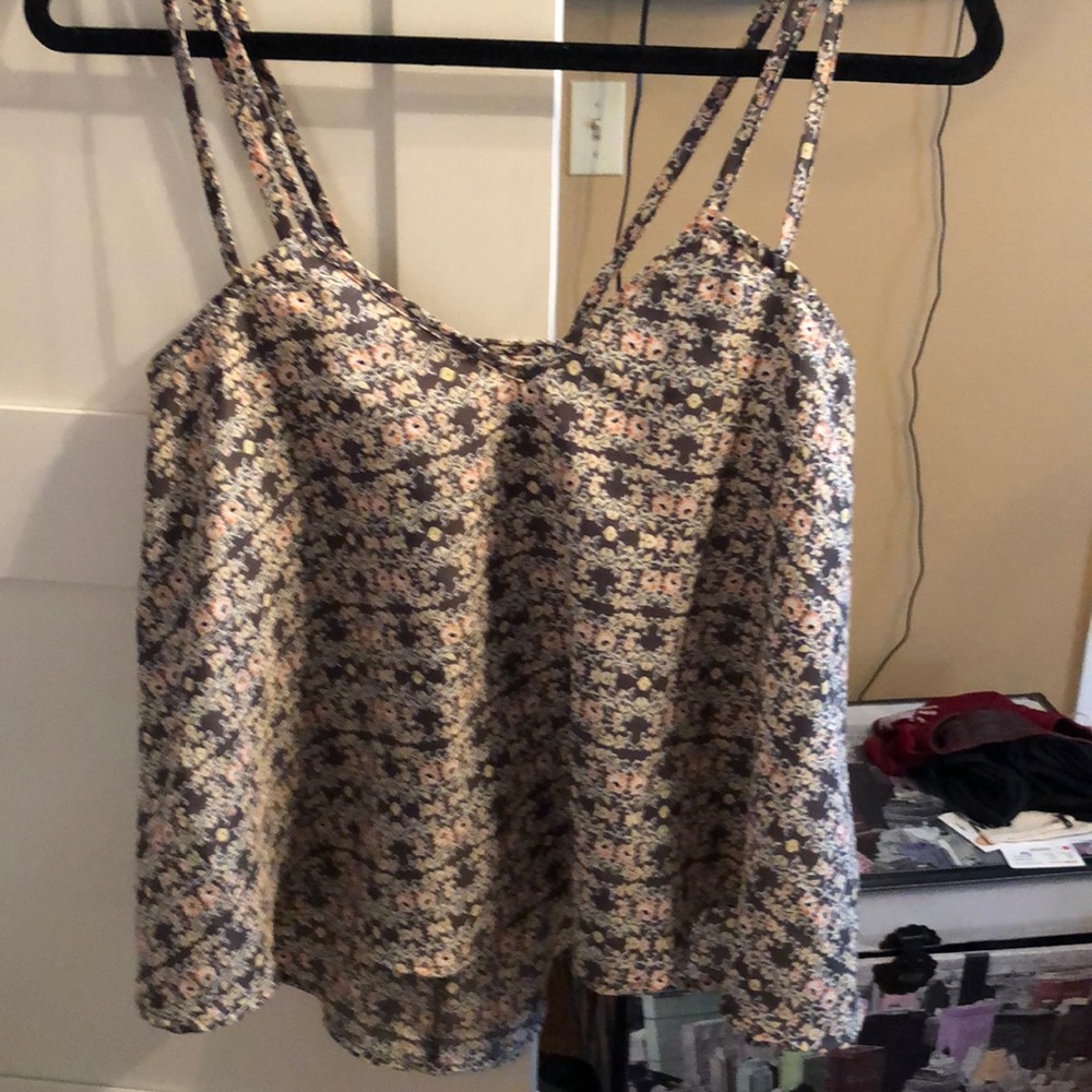 Patterned cami top - Picture 2 of 3
